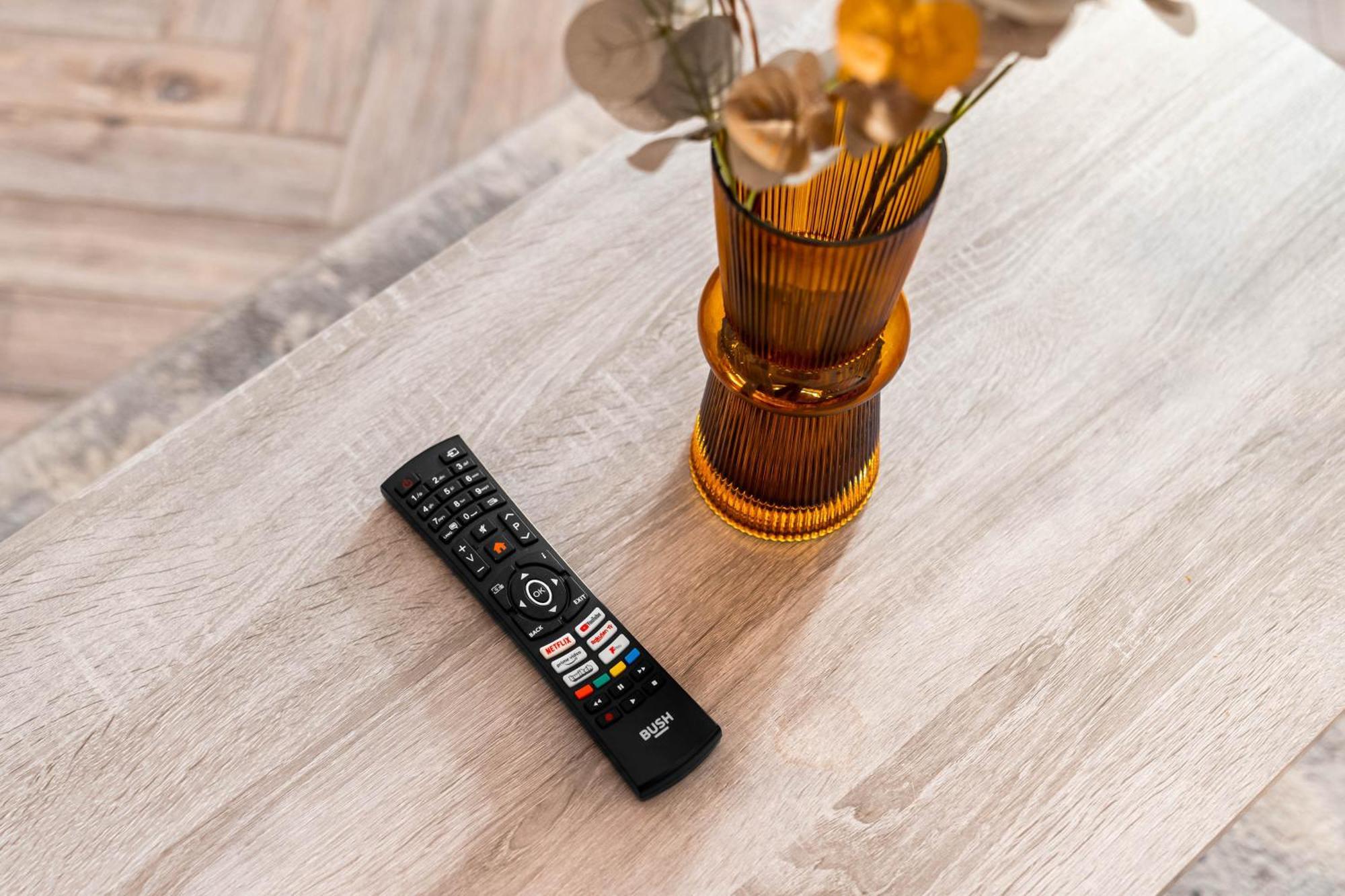 Luxury Apartment - Wolverhampton - Netflix - Smart Tv - Fast Wifi - 7Apc Exterior foto